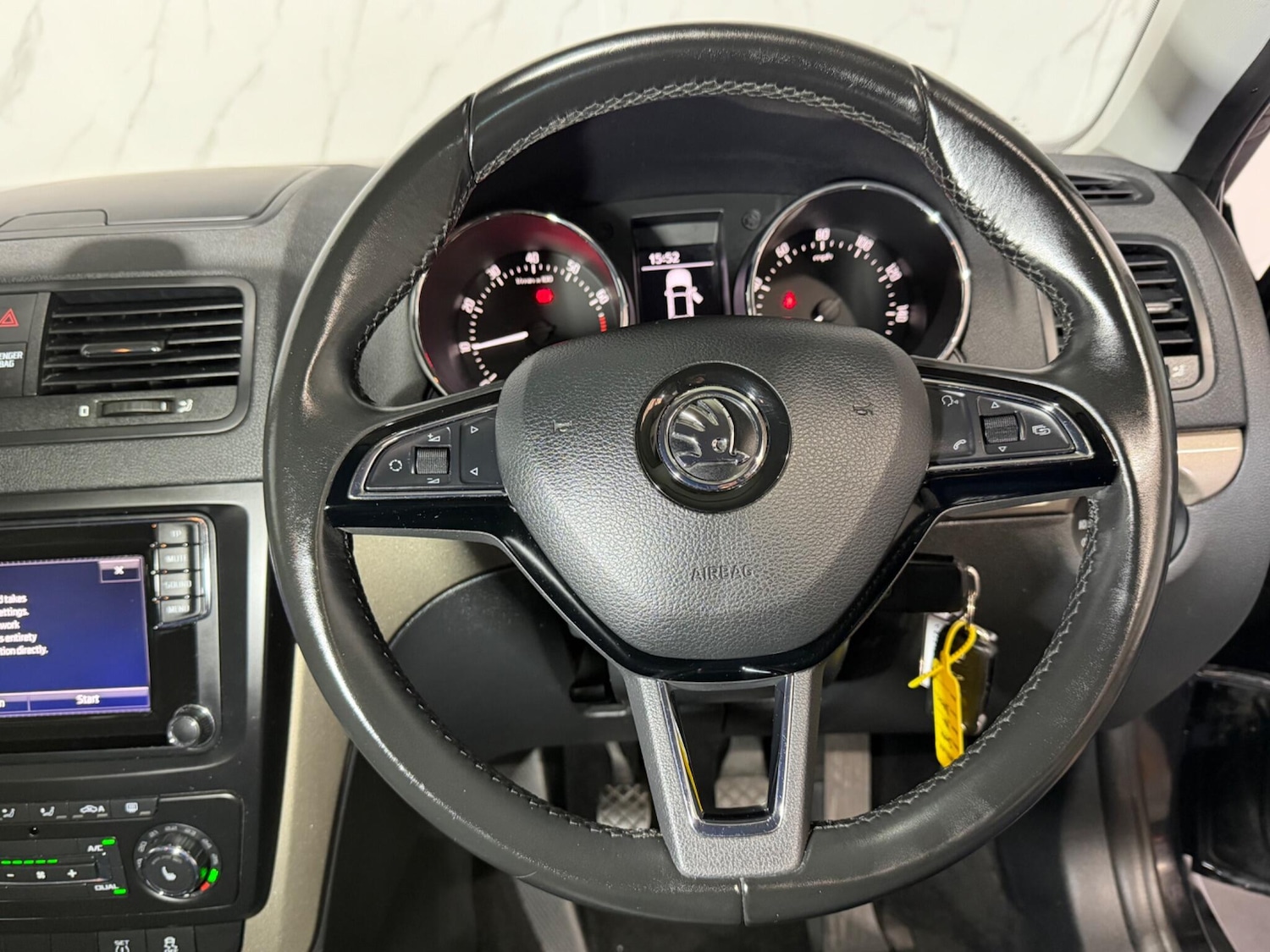 Used Skoda Yeti 2017 for sale - 77156103: Photo 22