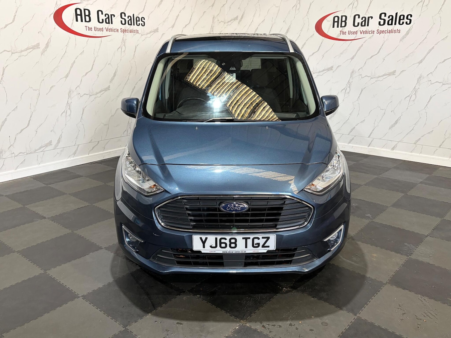 Used Ford Grand Tourneo Connect 2018 for sale - 77074457: Photo 3