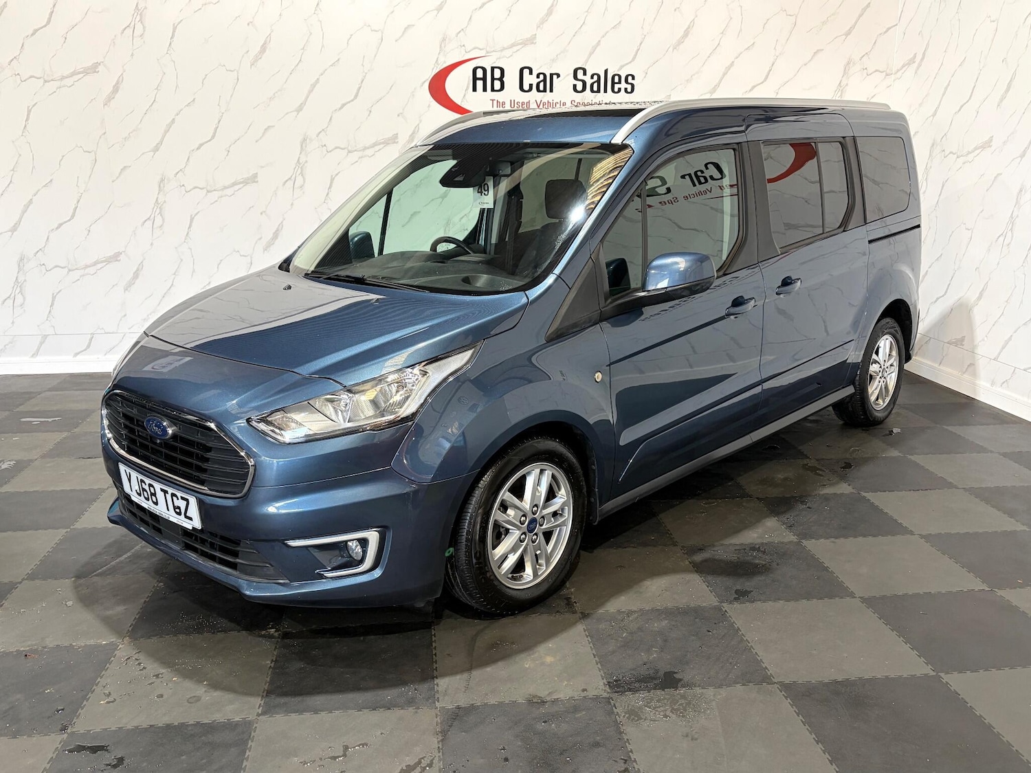 Used Ford Grand Tourneo Connect 2018 for sale - 77074457: Photo 6