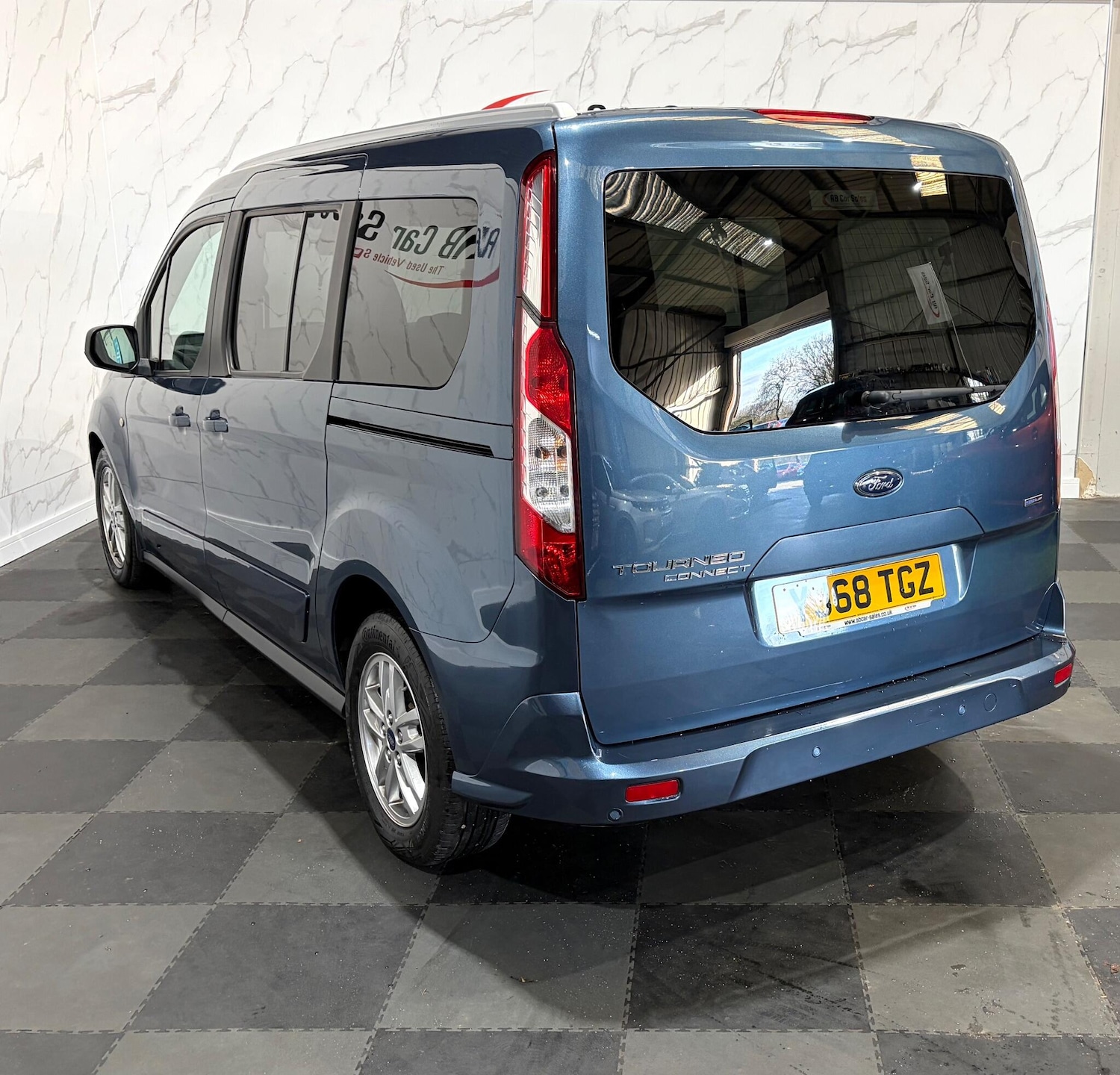 Used Ford Grand Tourneo Connect 2018 for sale - 77074457: Photo 7