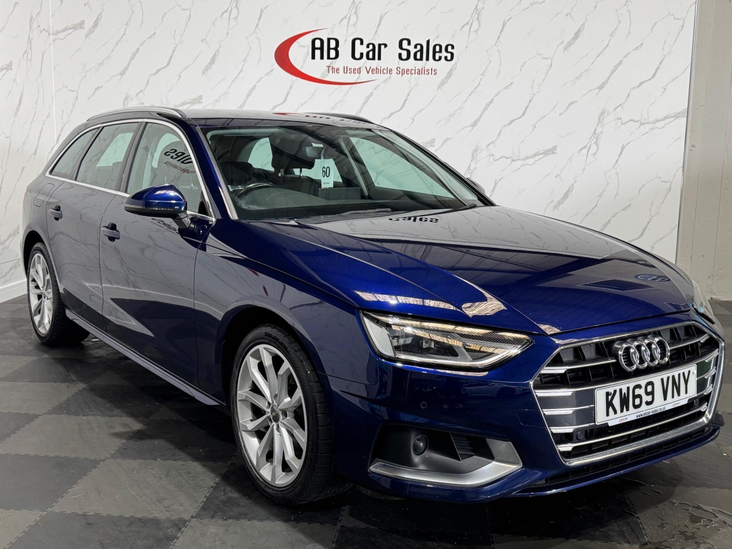 Used Audi A4 2020 for sale - 76988636: Photo 5