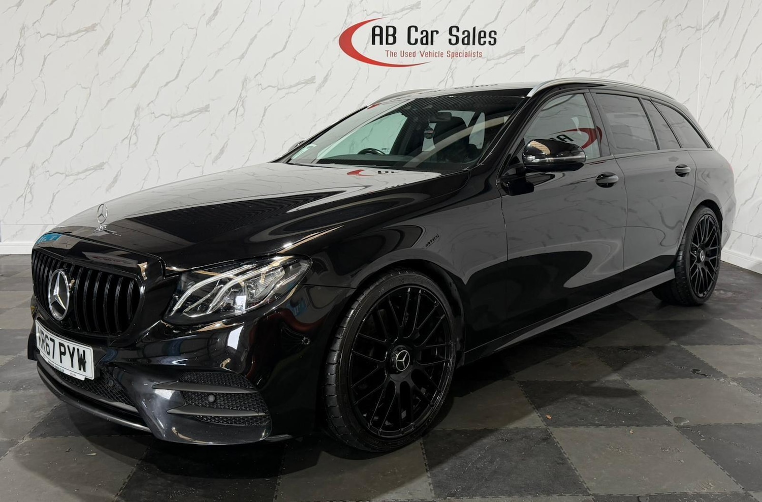 Used Mercedes-Benz E Class 2017 for sale - 77924909: Photo 6