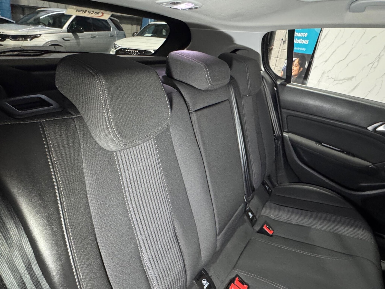 Used Peugeot 308 2017 for sale - 76537794: Photo 16