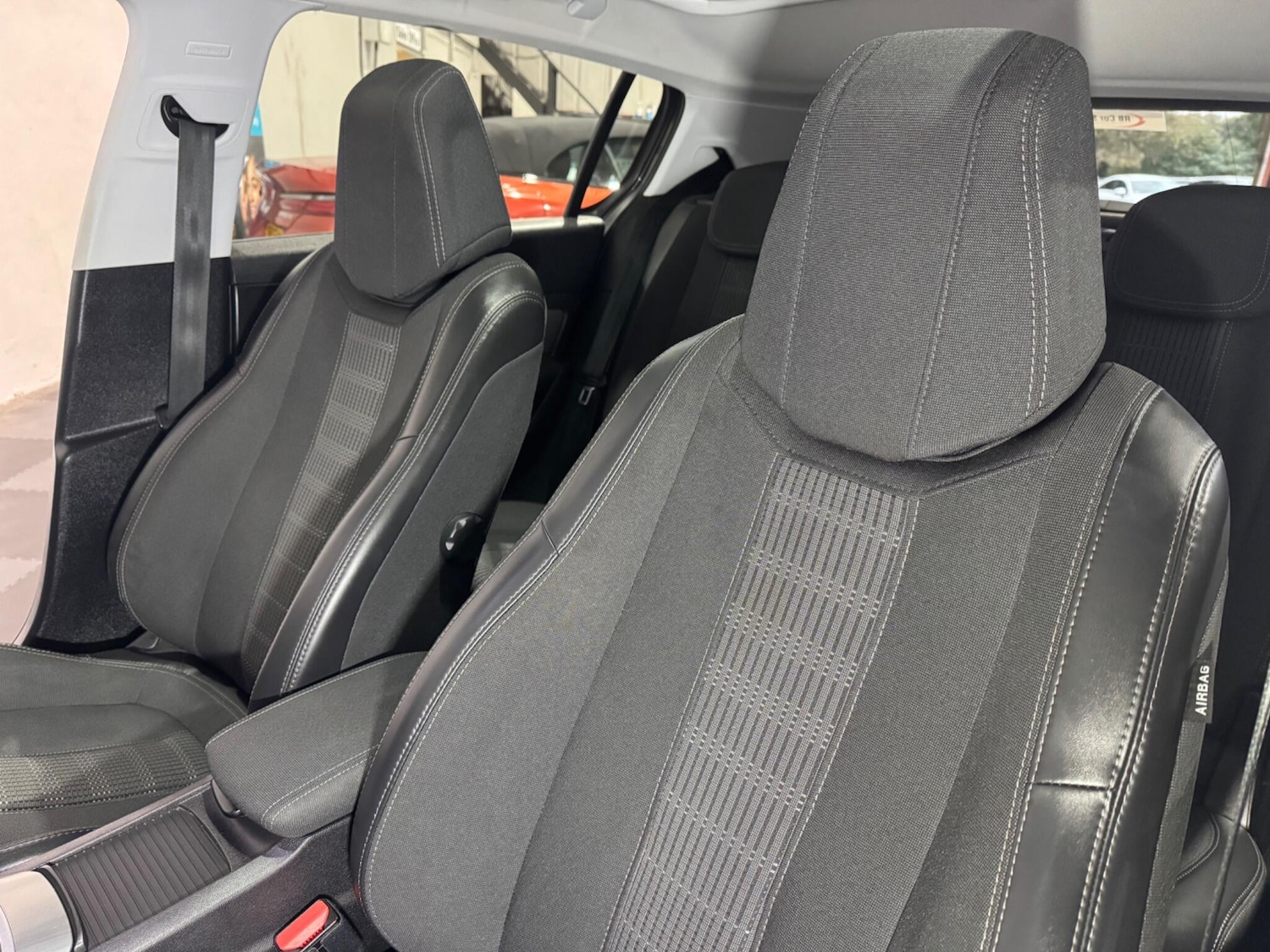 Used Peugeot 308 2017 for sale - 76537794: Photo 23