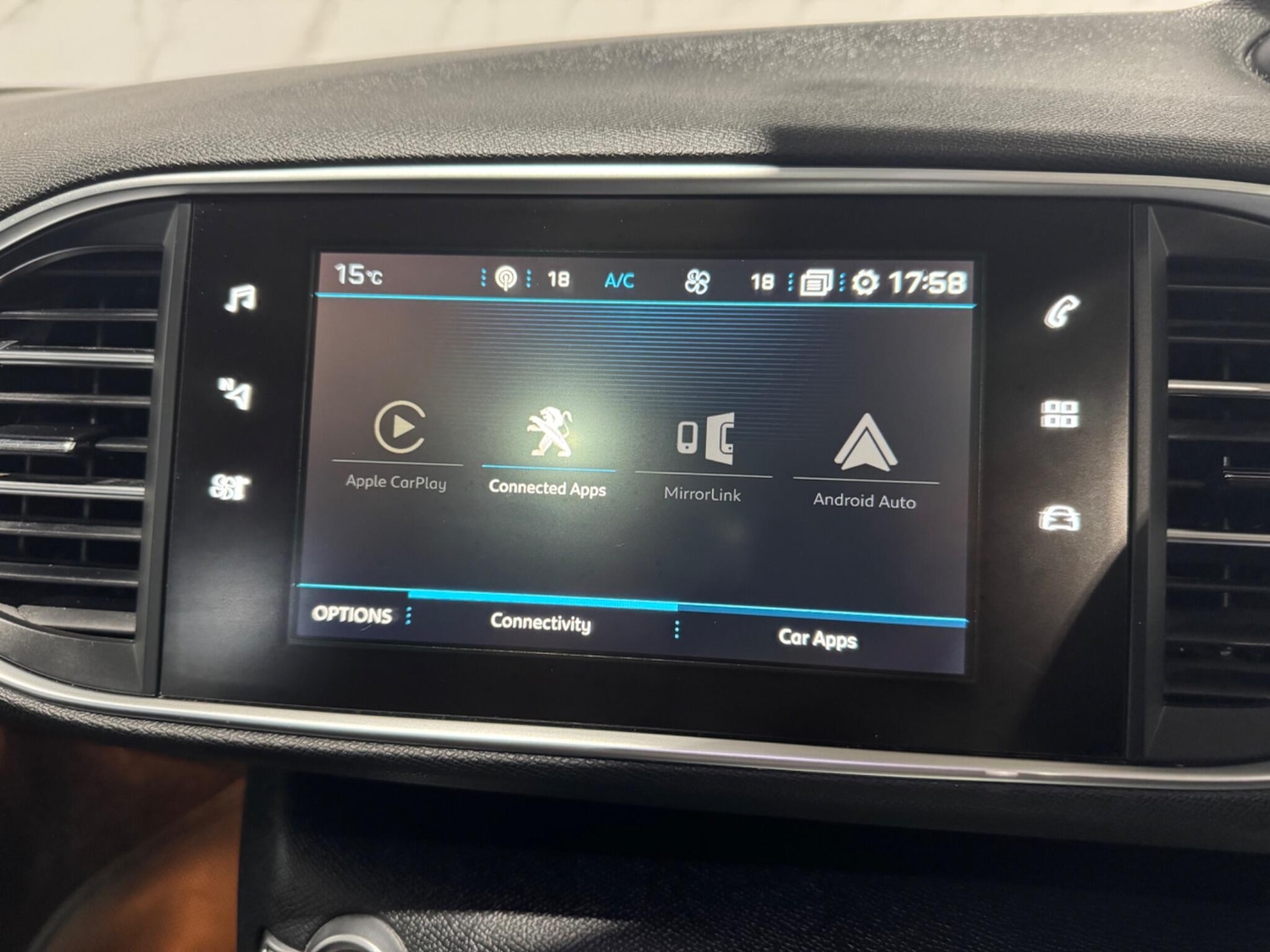 Used Peugeot 308 2017 for sale - 76537794: Photo 26