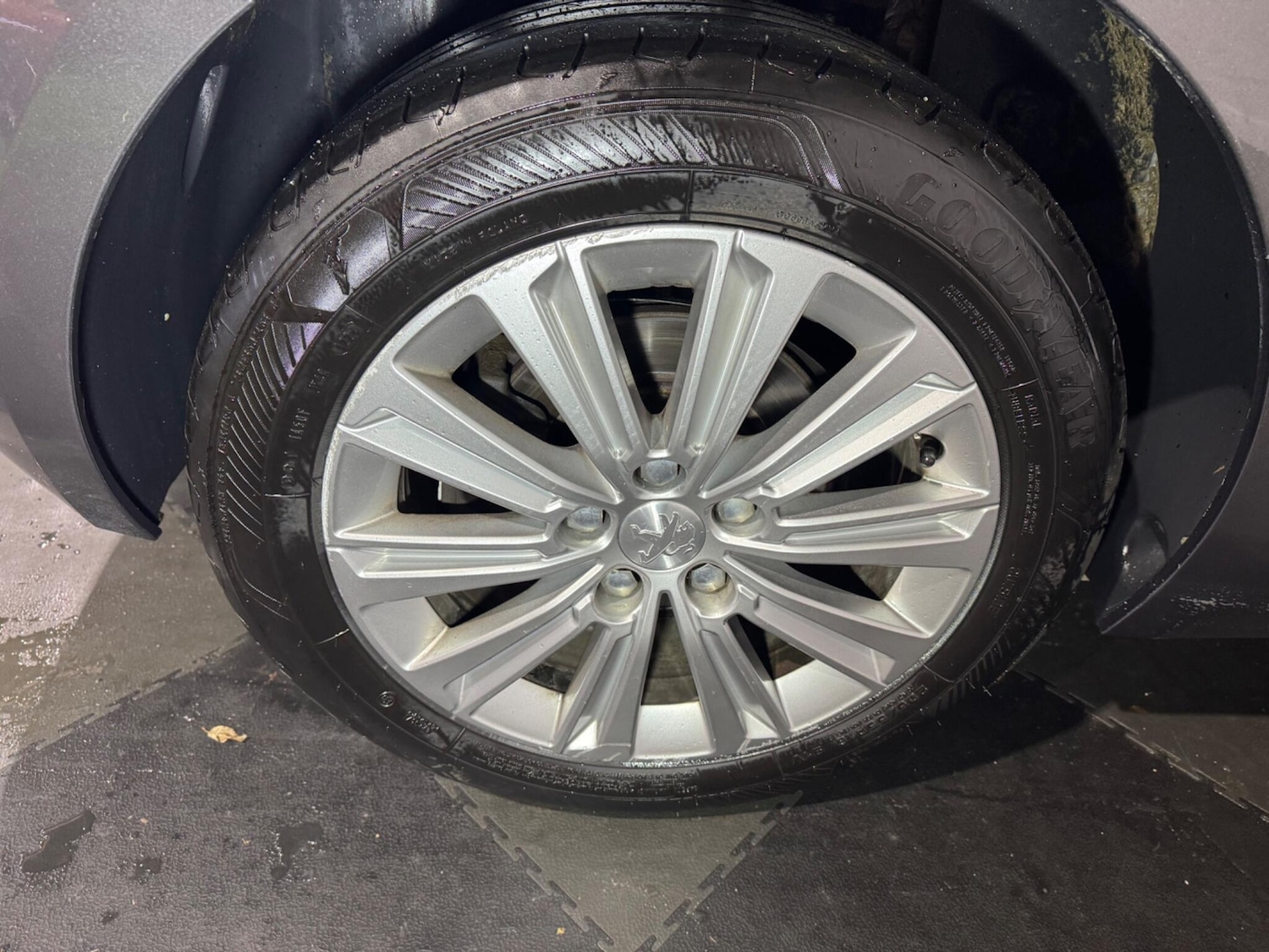 Used Peugeot 308 2017 for sale - 76537794: Photo 31