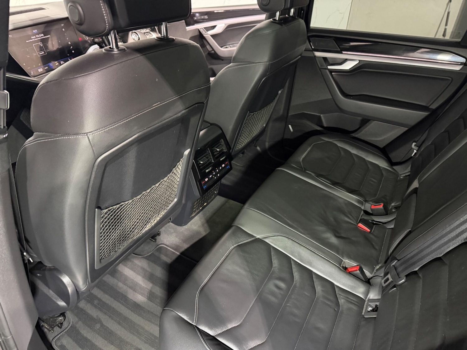 Used Volkswagen Touareg 2018 for sale - 77305969: Photo 20