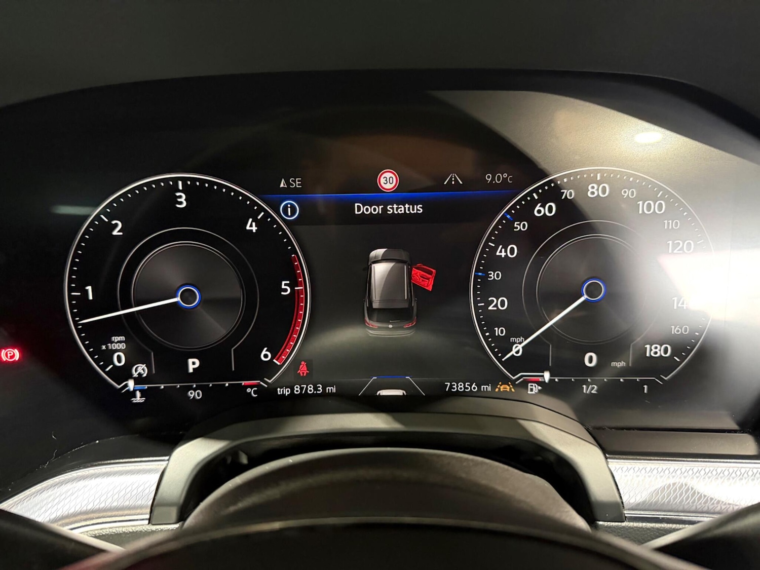 Used Volkswagen Touareg 2018 for sale - 77305969: Photo 33