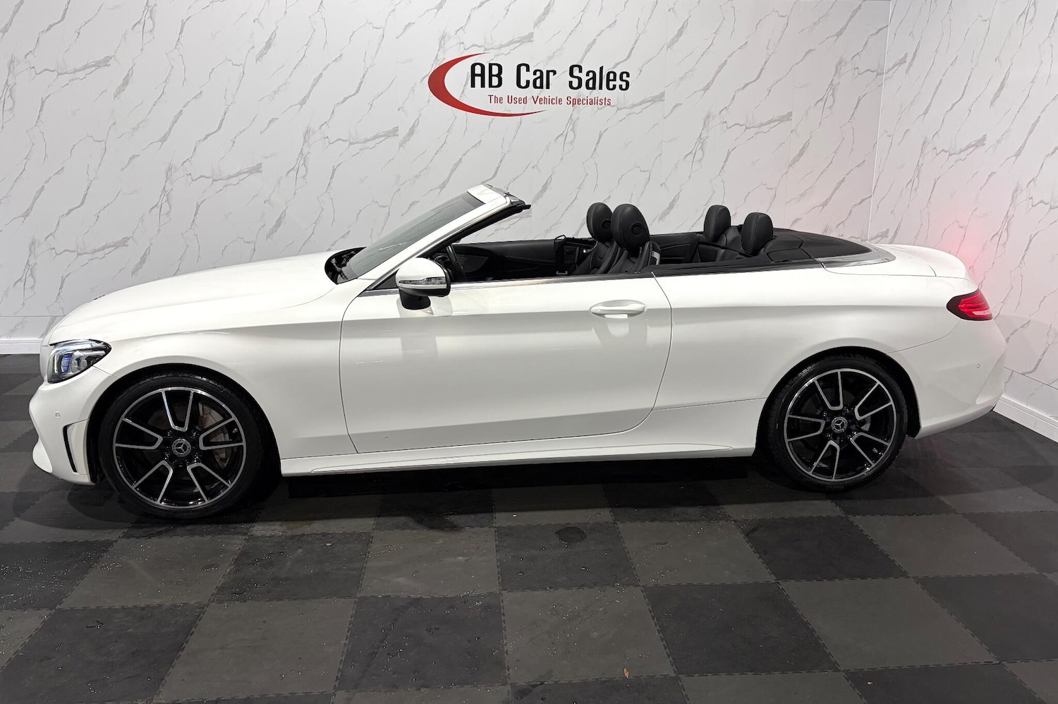 Used Mercedes-Benz C Class 2018 for sale - 77215266: Photo 4