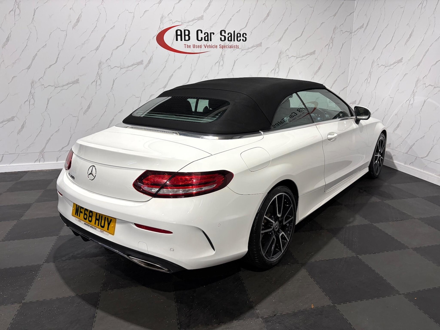 Used Mercedes-Benz C Class 2018 for sale - 77215266: Photo 8