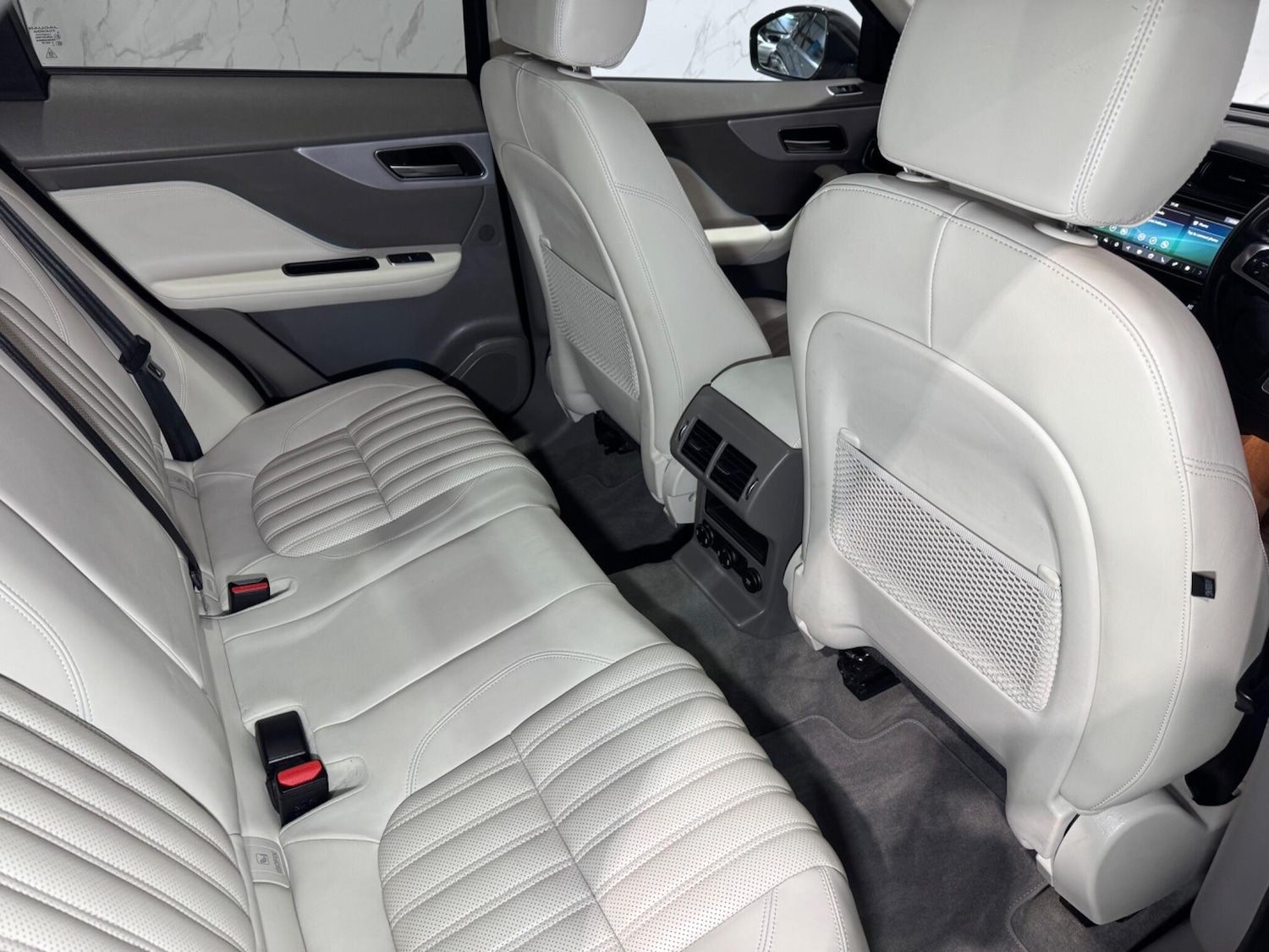 Used Jaguar F-Pace 2020 for sale - 76457939: Photo 15