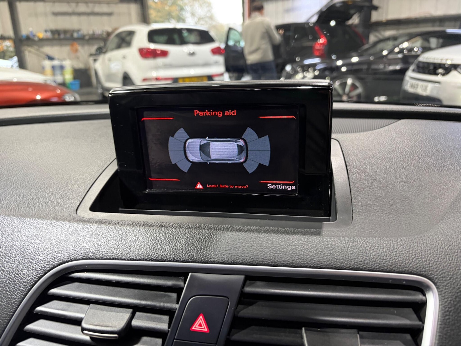 Used Audi Q3 2015 for sale - 76336495: Photo 18