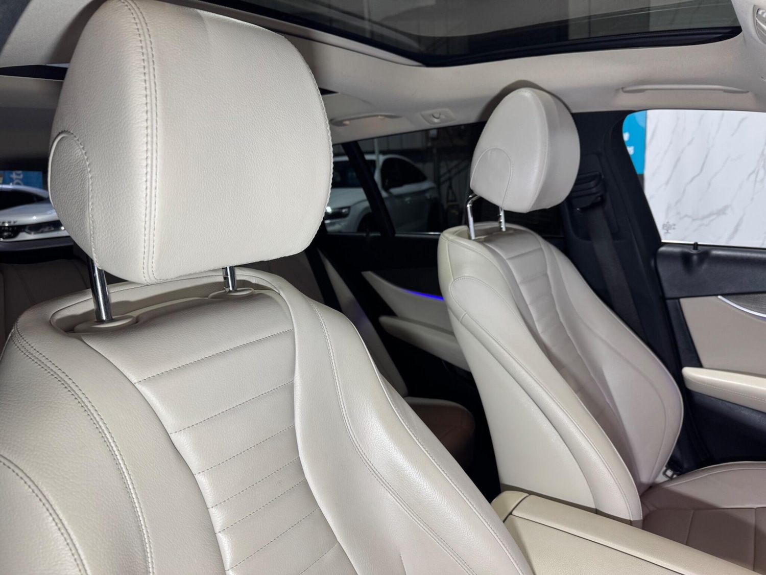 Used Mercedes-Benz E Class 2017 for sale - 76573086: Photo 10