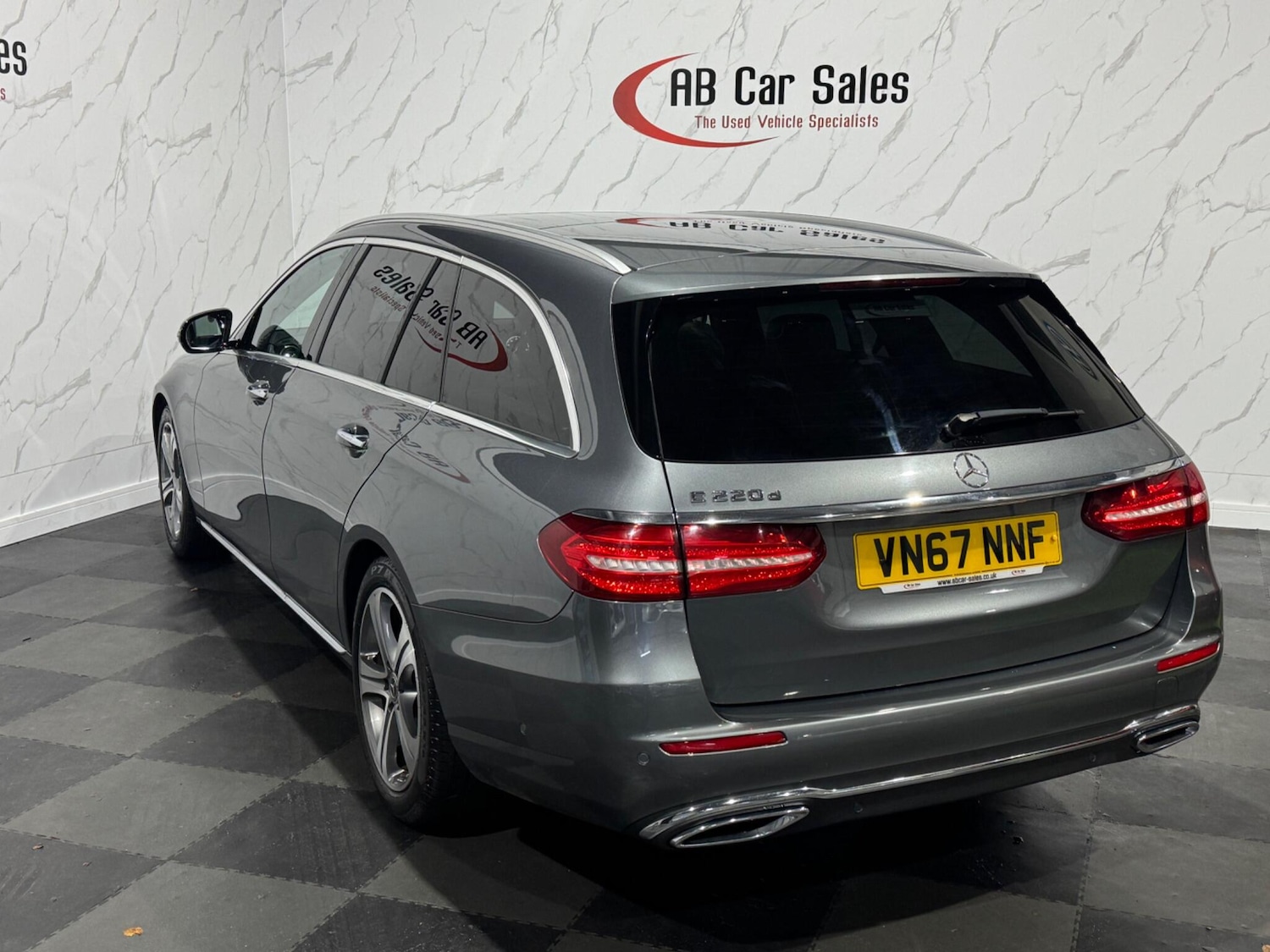 Used Mercedes-Benz E Class 2017 for sale - 76573086: Photo 6