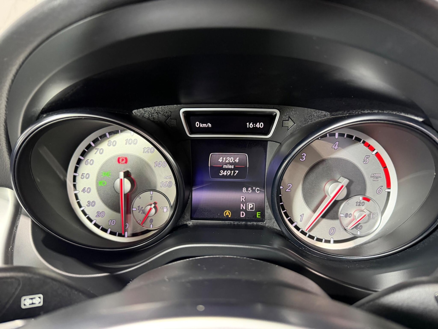 Used Mercedes-Benz GLA 2015 for sale - 77352091: Photo 32