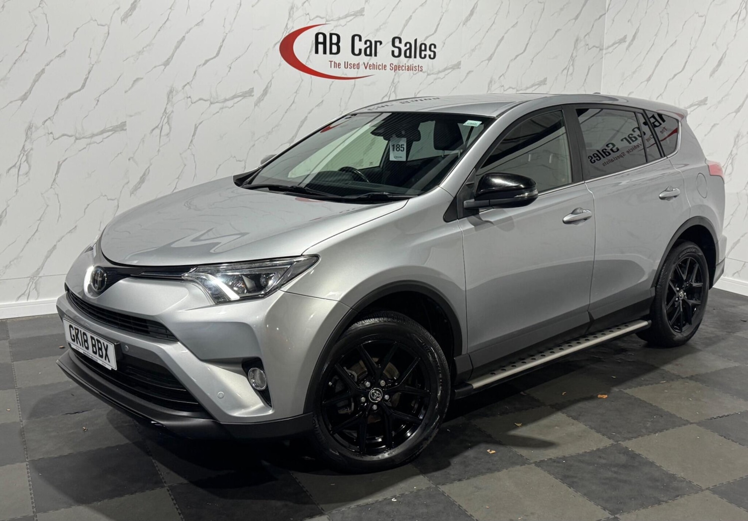 Used Toyota RAV4 2018 for sale - 76381115: Photo 1