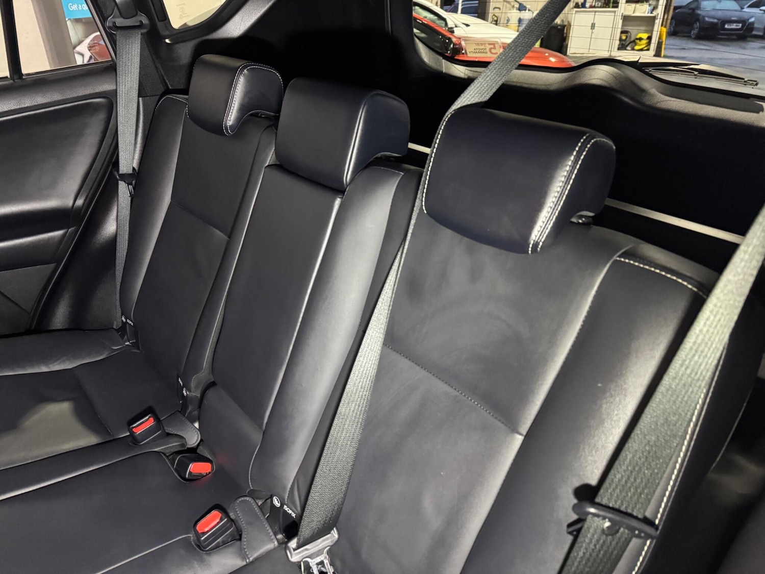 Used Toyota RAV4 2018 for sale - 76381115: Photo 20