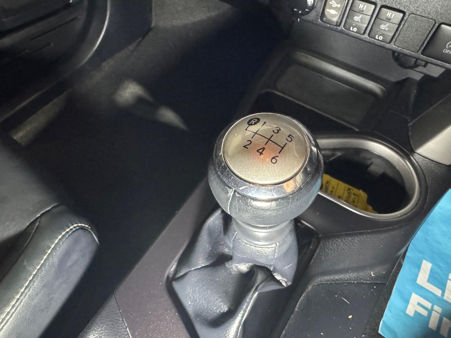 Used Toyota RAV4 2018 for sale - 76381115: Photo 23
