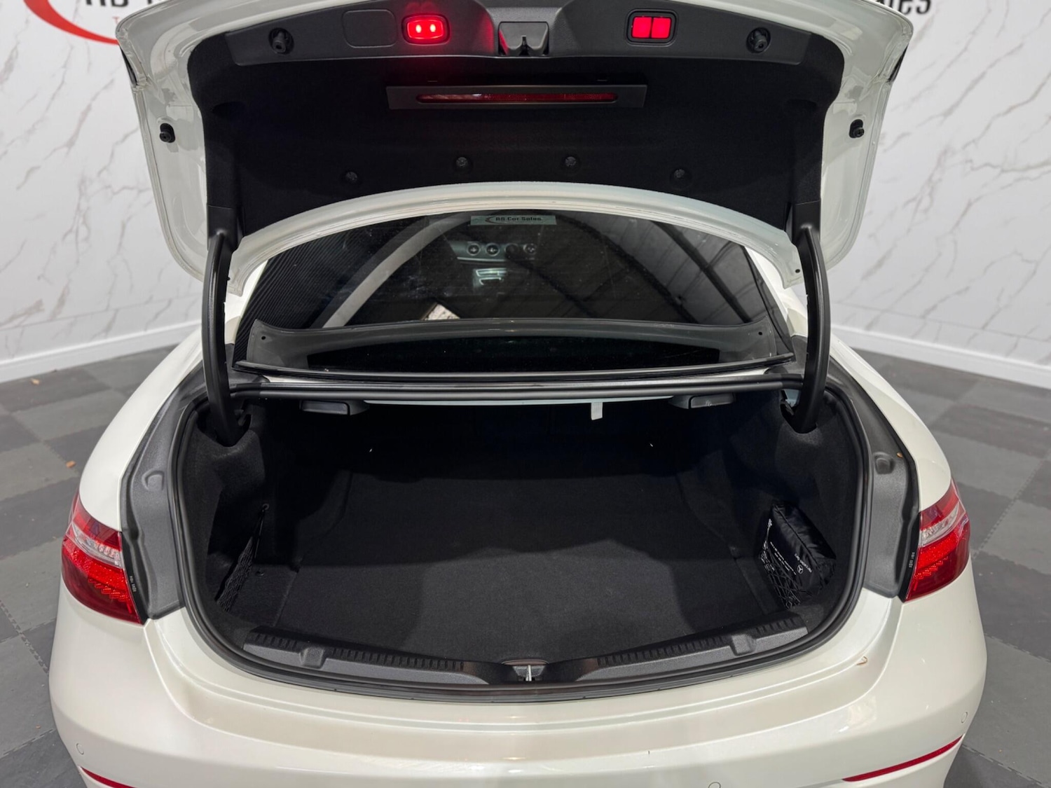 Used Mercedes-Benz E Class 2017 for sale - 77799297: Photo 14