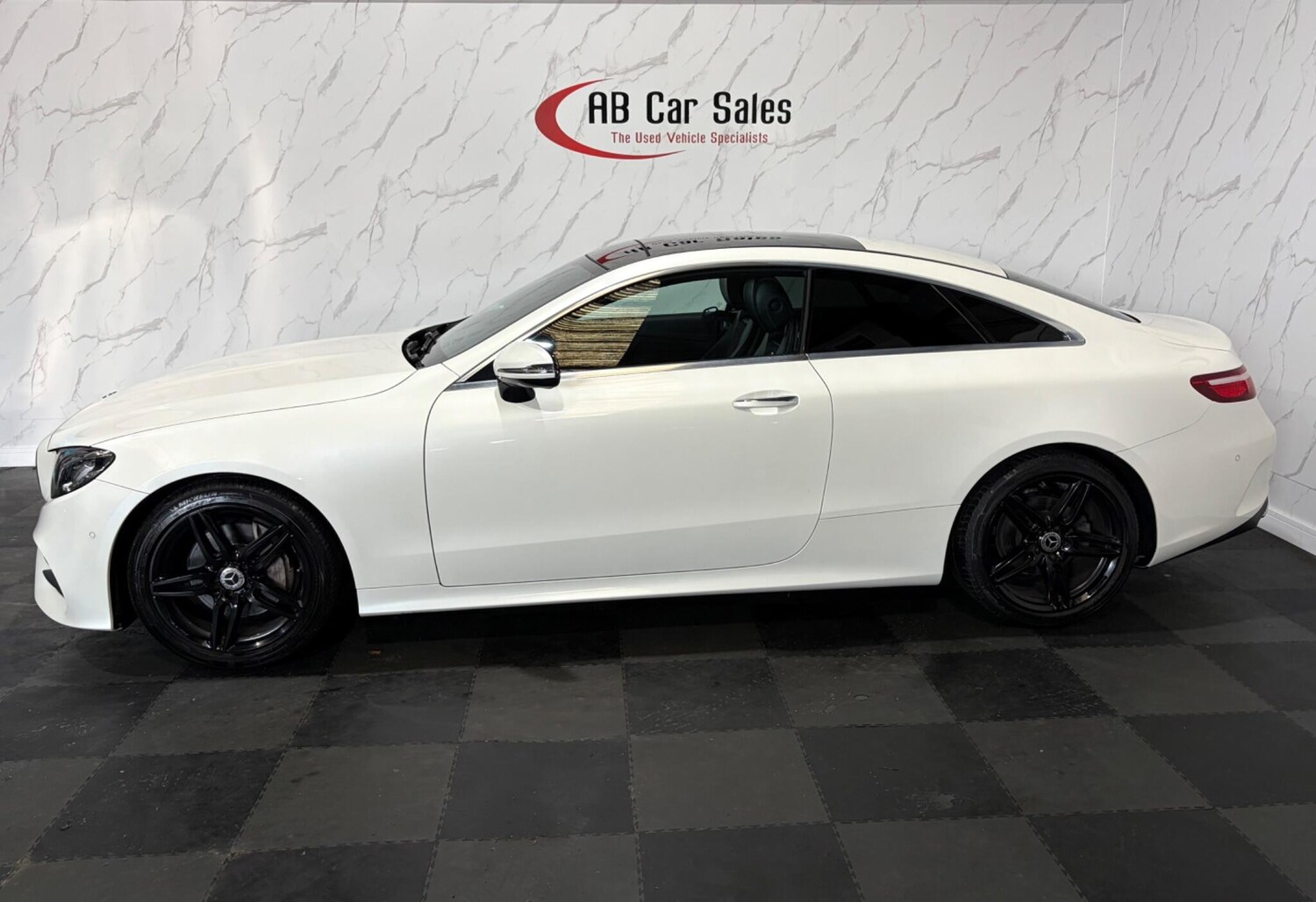 Used Mercedes-Benz E Class 2017 for sale - 77799297: Photo 5