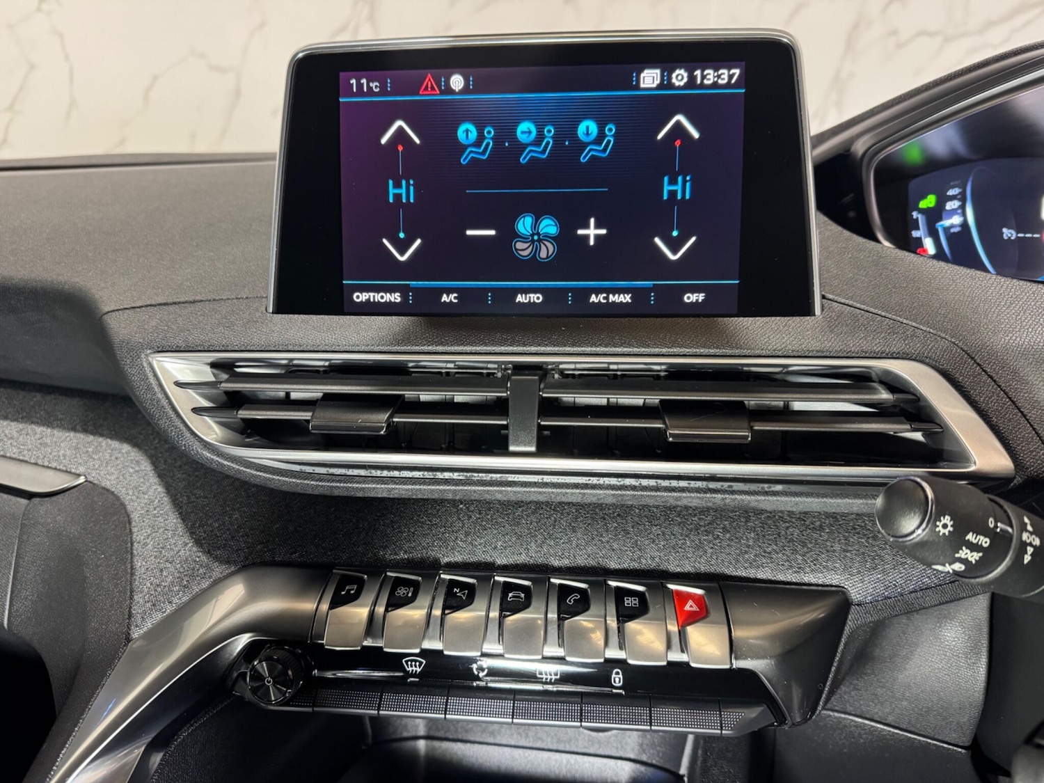 Used Peugeot 3008 2019 for sale - 76377740: Photo 24