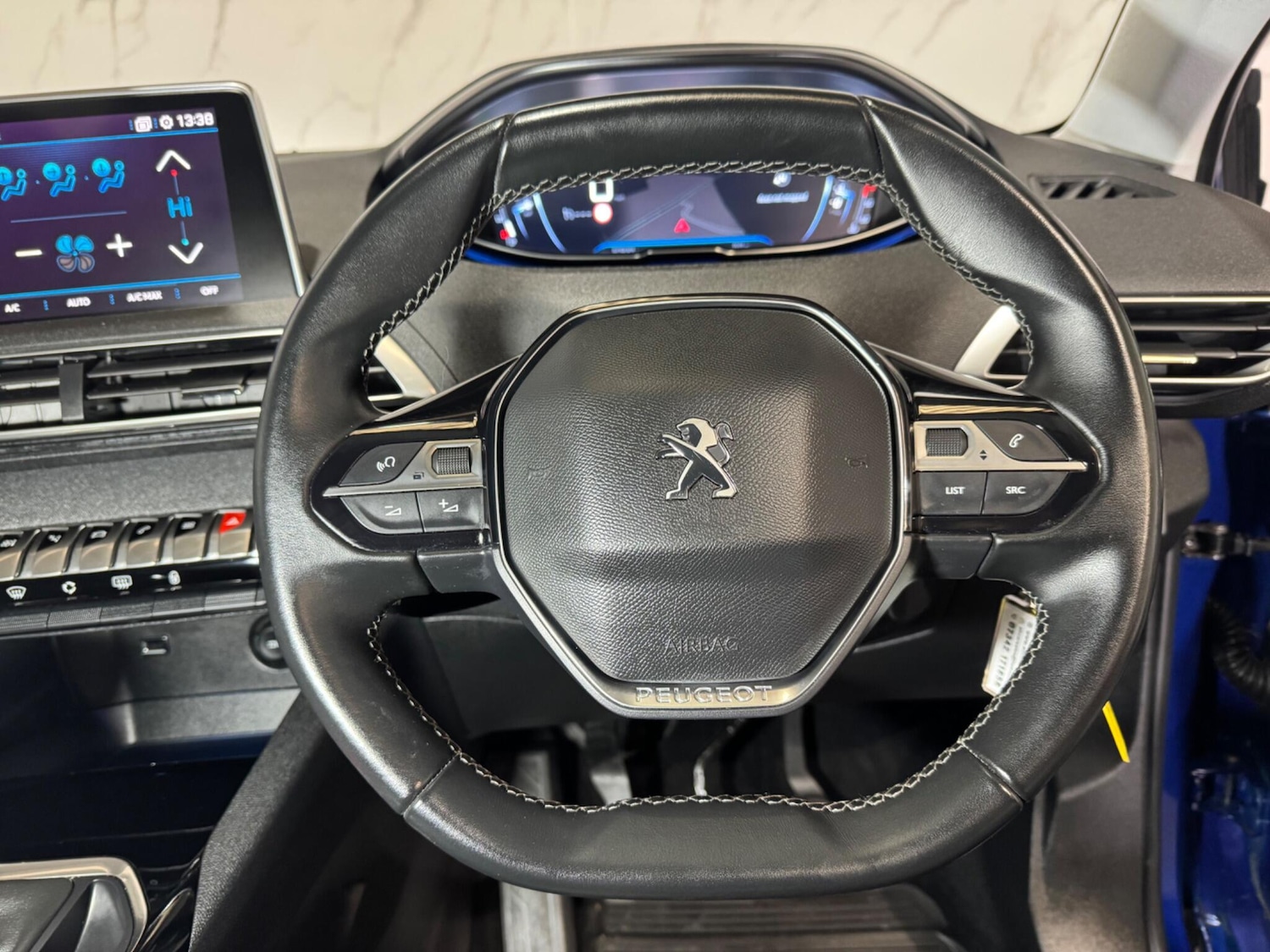 Used Peugeot 3008 2019 for sale - 76377740: Photo 25