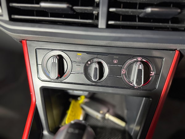 Used Volkswagen Polo 2019 for sale - 75551835: Photo 25