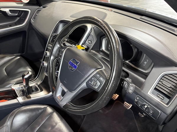 Used Volvo XC60 2015 for sale - 76227594: Photo 16