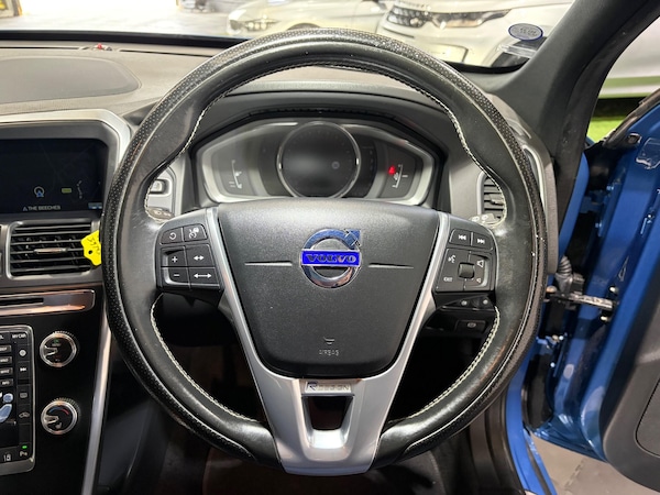 Used Volvo XC60 2015 for sale - 76227594: Photo 17