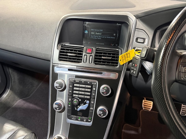 Used Volvo XC60 2015 for sale - 76227594: Photo 19