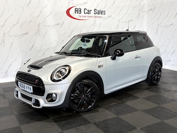 Used MINI Hatch 2018 for sale - 78504078: Photo