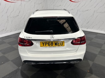 Used Mercedes-Benz C-Class 2018 for sale - 75747507: Photo
