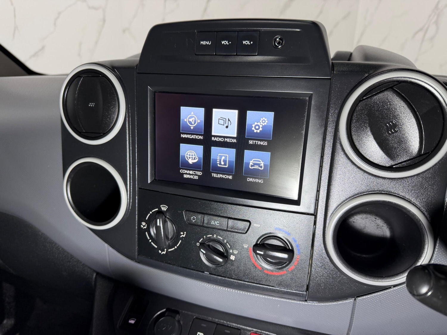 Used Peugeot Partner 2018 for sale - 77119969: Photo 21