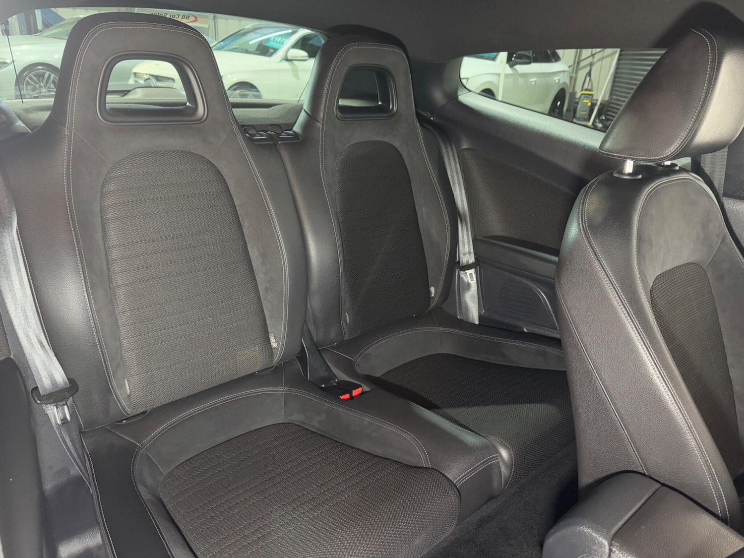 Used Volkswagen Scirocco 2015 for sale - 76094299: Photo 14