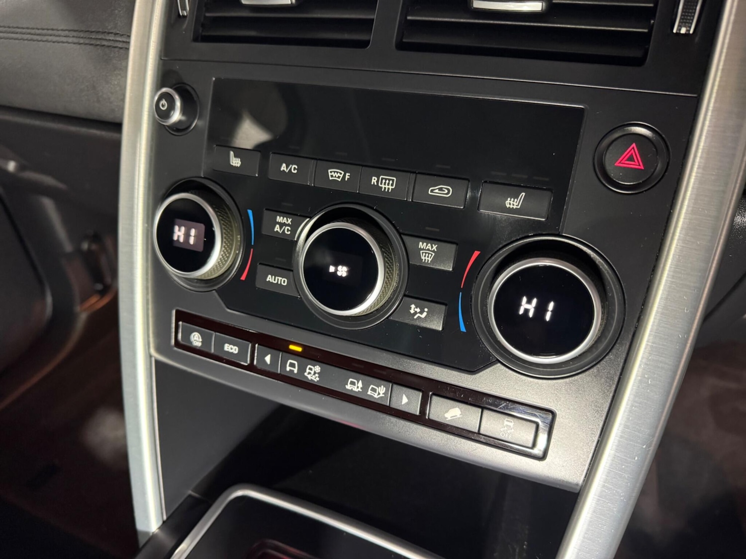 Used Land Rover Discovery Sport 2018 for sale - 76714777: Photo 26