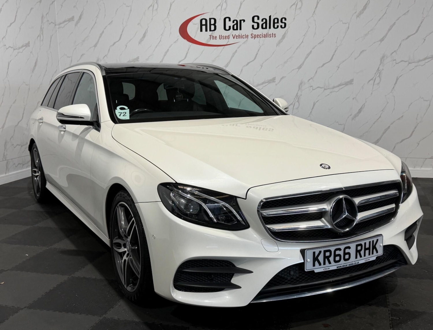 Used Mercedes-Benz E Class 2017 for sale - 77510585: Photo 5