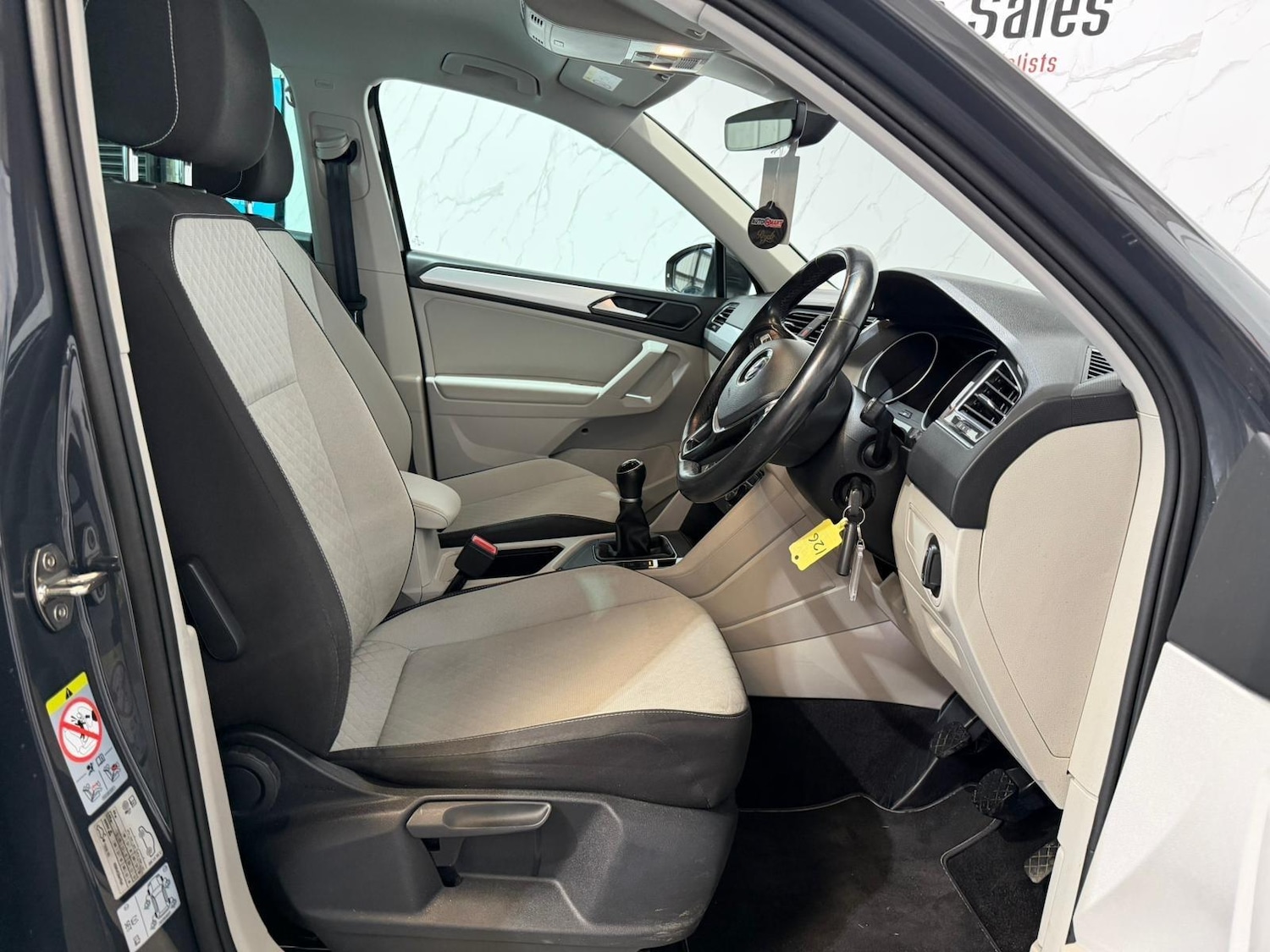 Used Volkswagen Tiguan for sale - 77670478: Photo 15