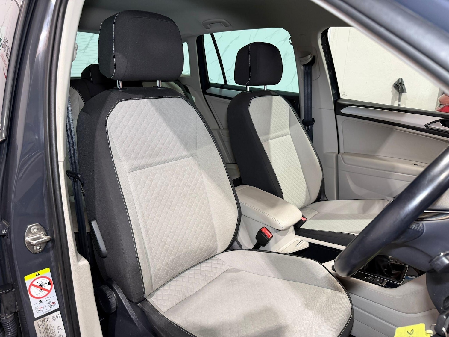 Used Volkswagen Tiguan for sale - 77670478: Photo 22