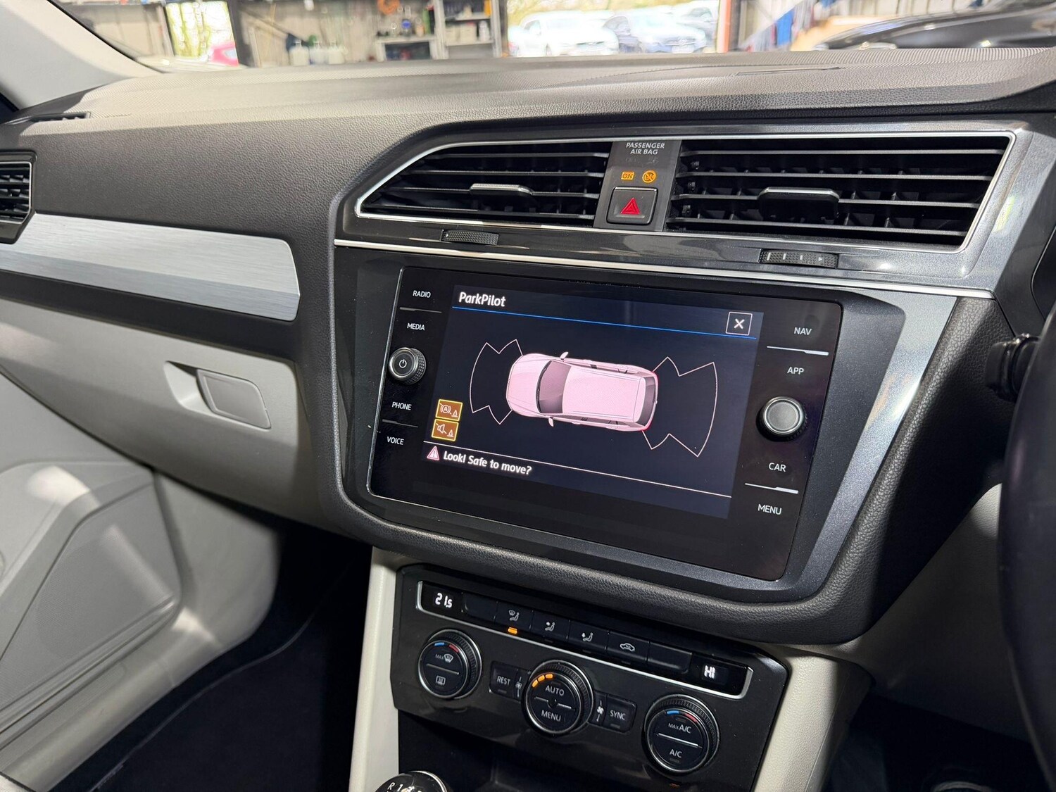 Used Volkswagen Tiguan for sale - 77670478: Photo 23