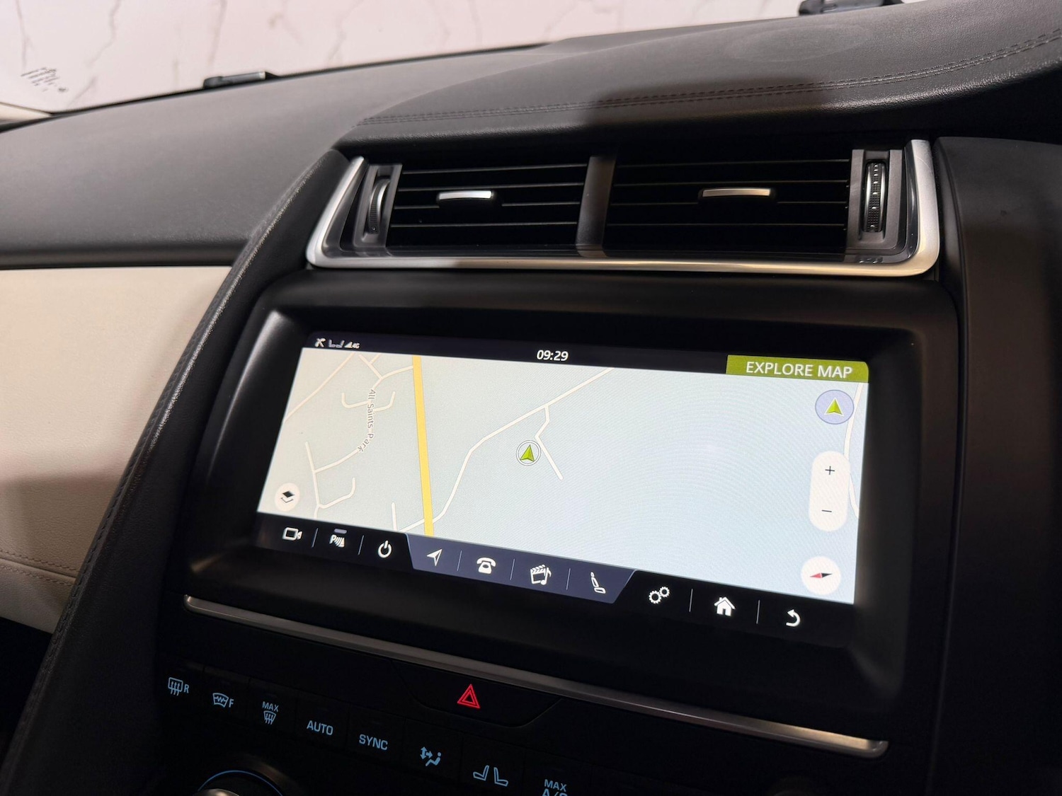 Used Jaguar E-Pace 2018 for sale - 78019908: Photo 27