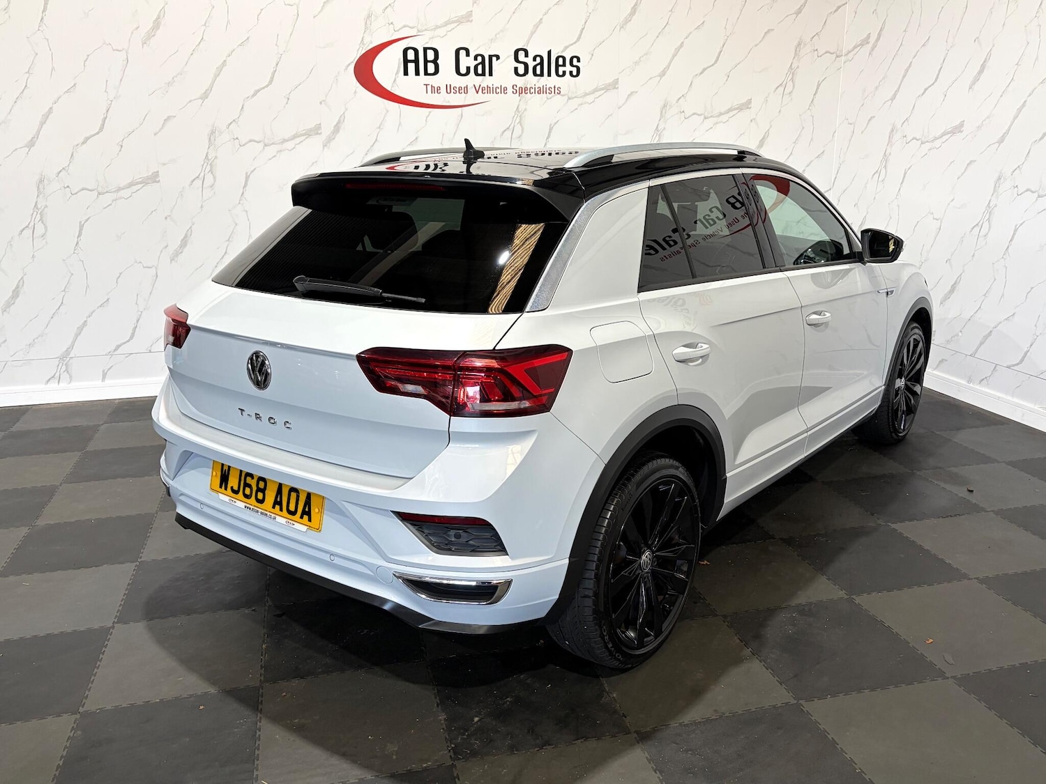Used Volkswagen T-Roc 2018 for sale - 77081393: Photo 10