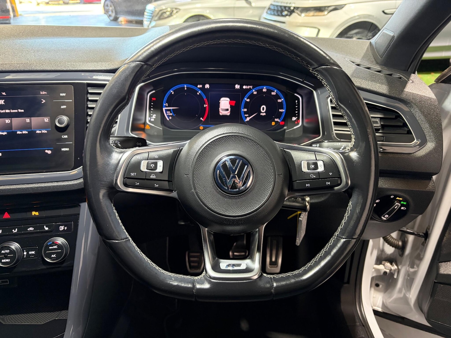 Used Volkswagen T-Roc 2018 for sale - 77081393: Photo 23