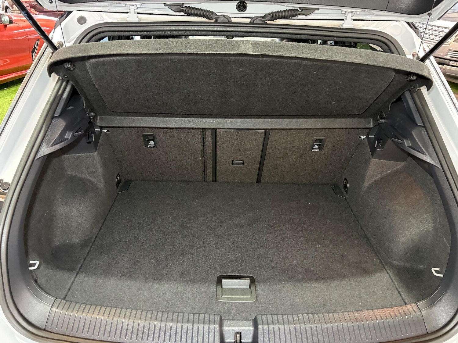 Used Volkswagen T-Roc 2018 for sale - 77081393: Photo 27