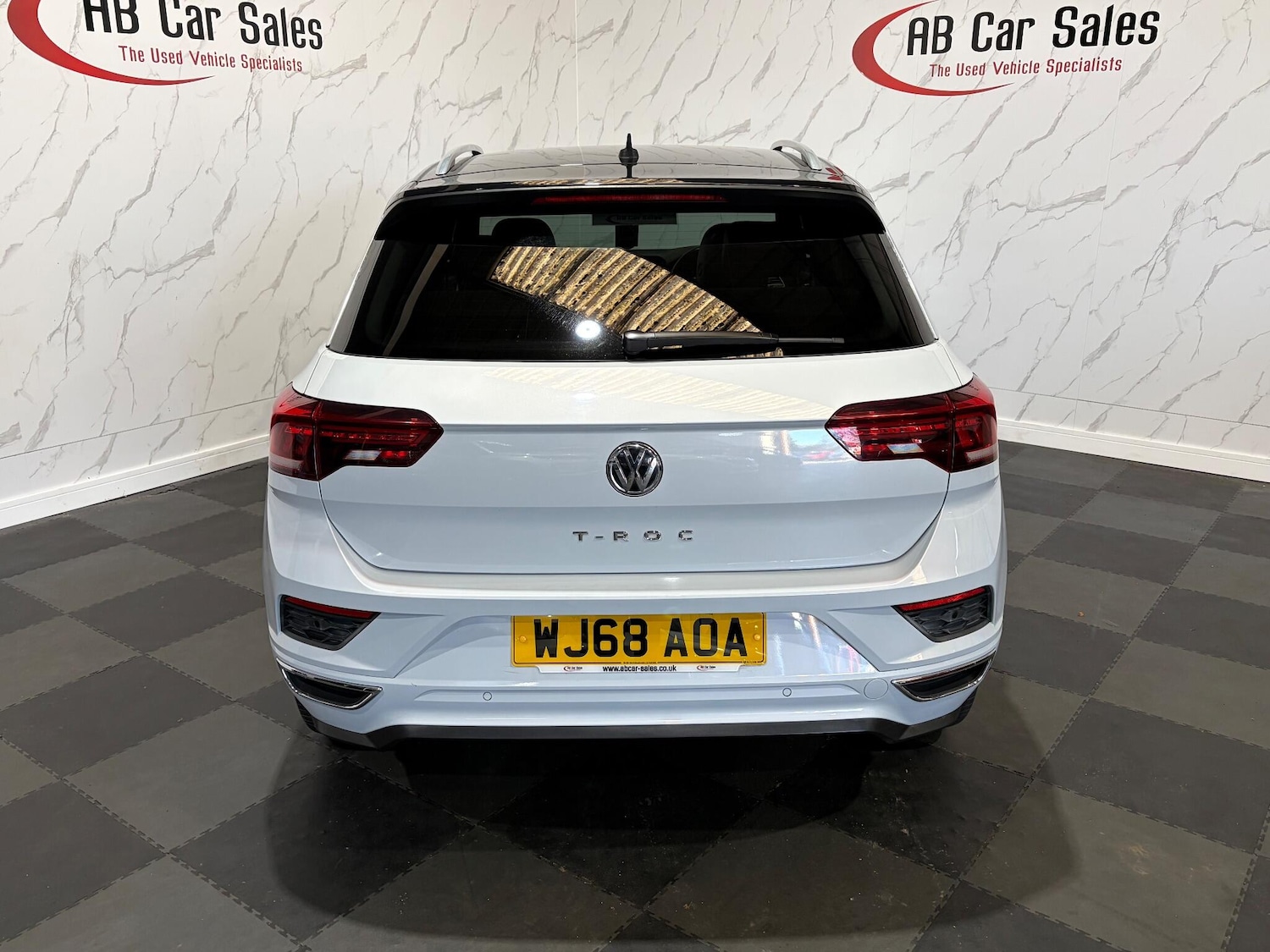 Used Volkswagen T-Roc 2018 for sale - 77081393: Photo 4