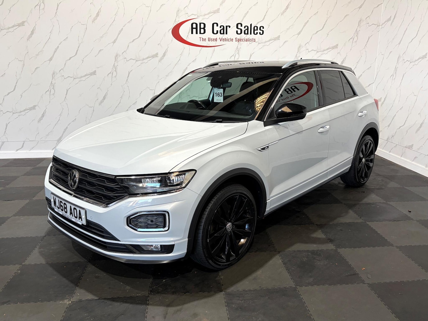 Used Volkswagen T-Roc 2018 for sale - 77081393: Photo 6