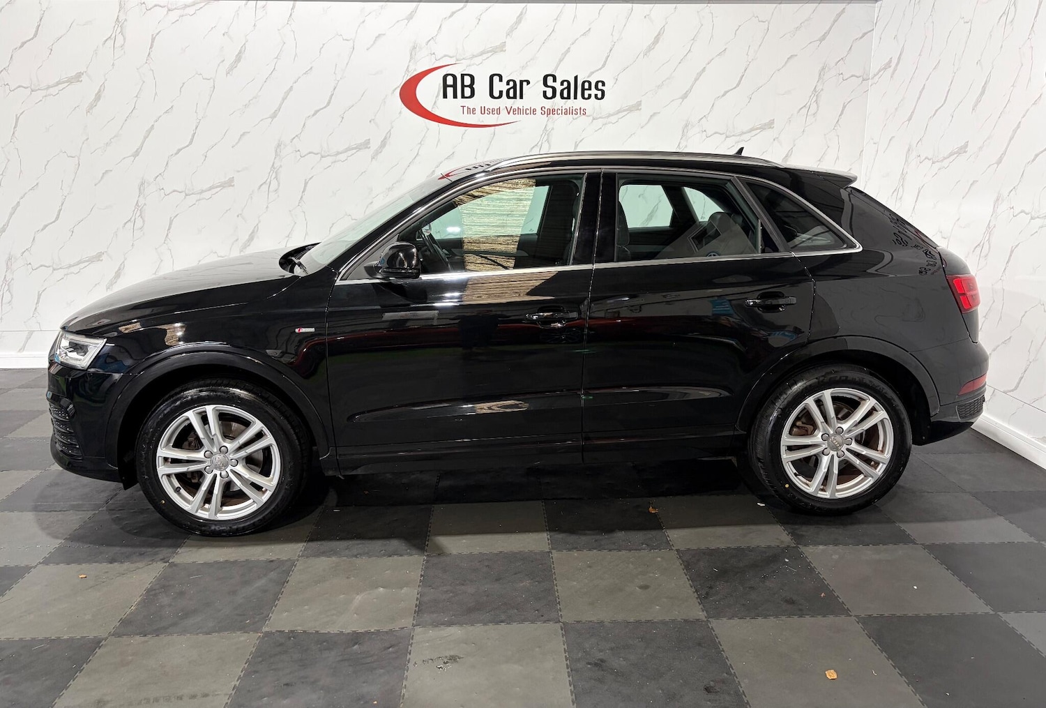 Used Audi Q3 2015 for sale - 76227187: Photo 4