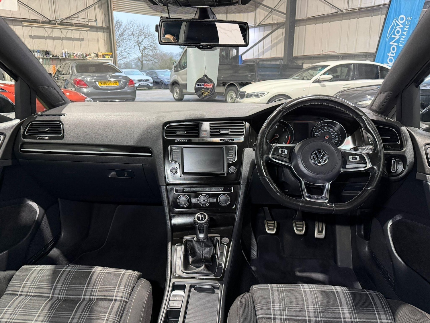 Used Volkswagen Golf 2016 for sale - 77783918: Photo 16