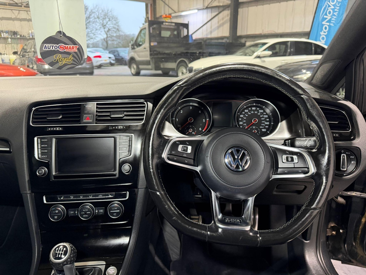 Used Volkswagen Golf 2016 for sale - 77783918: Photo 28