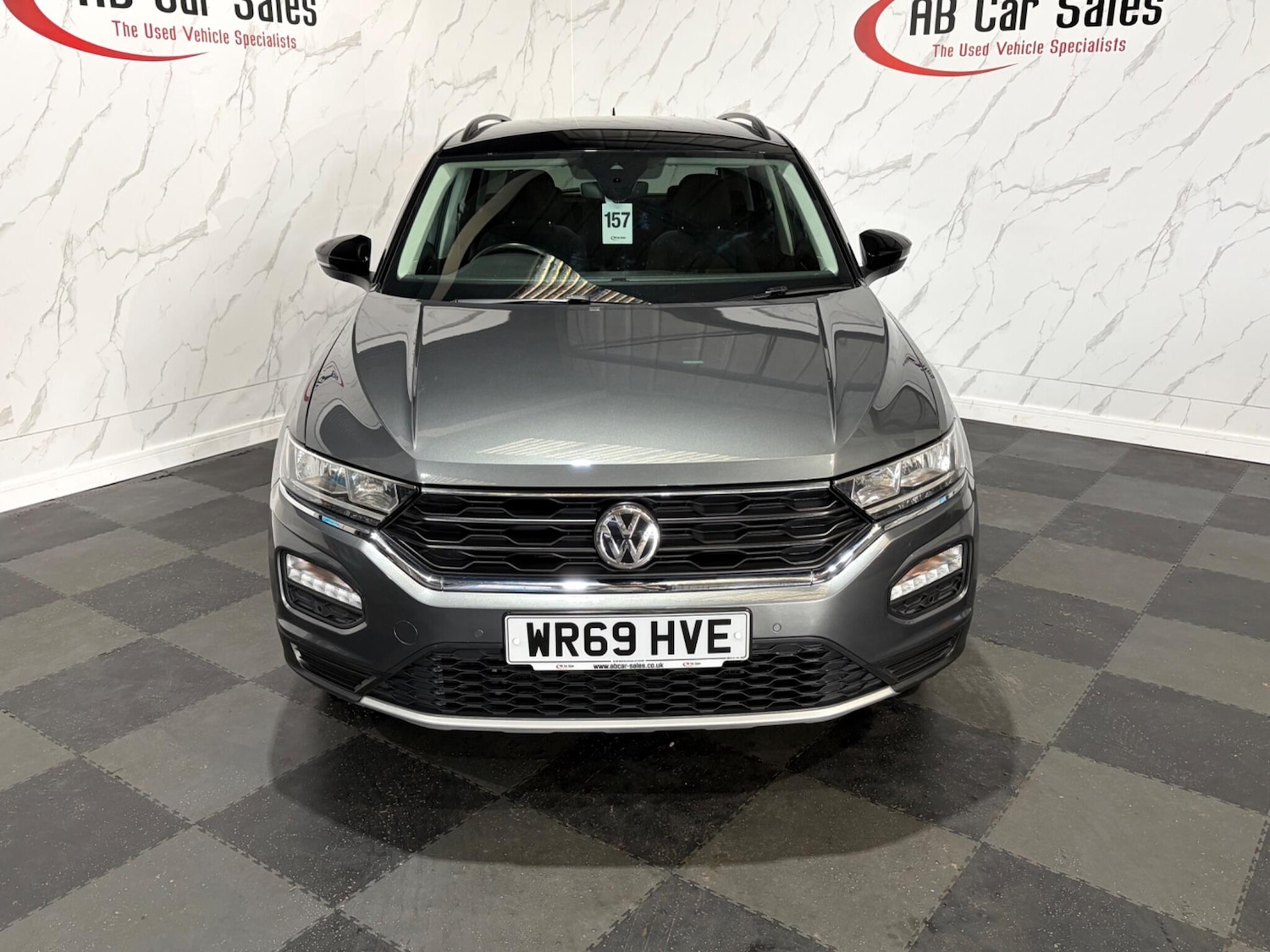 Used Volkswagen T-Roc 2019 for sale - 77657598: Photo 2
