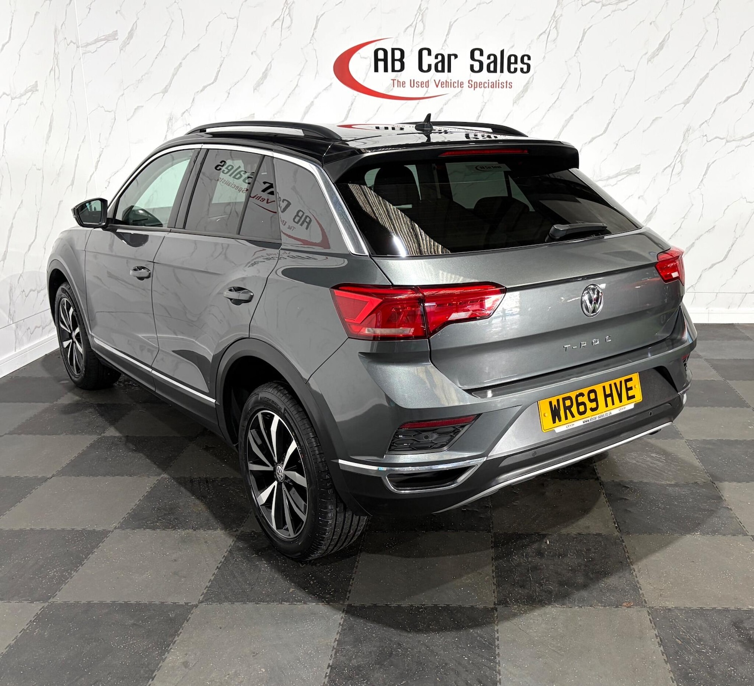 Used Volkswagen T-Roc 2019 for sale - 77657598: Photo 6